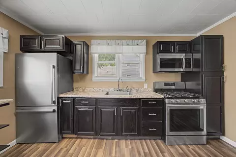 Kitchen - 1206 E Main St, Clinton, IL 61727 photo 4 of 4