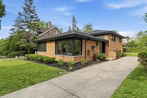 1009 S Washington Ave, Park Ridge, IL 60068