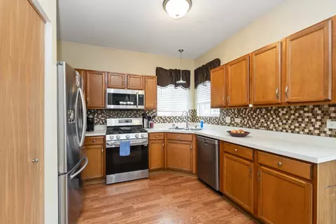 6301 Southridge Dr, Plainfield, IL 60586 photo 5