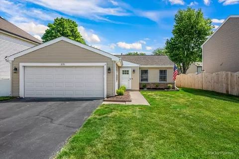 575 Rodenburg Rd, Roselle, IL 60172