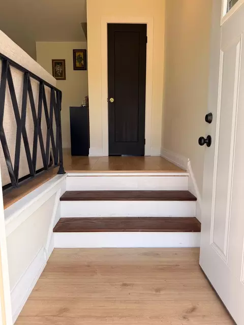 Entry Way - Undisclosed, Niles, IL 60714 photo 1 of 1