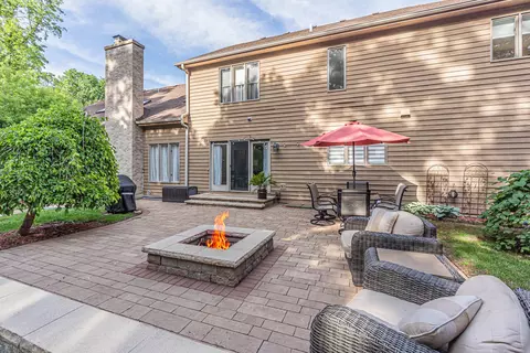 Exterior - 902 Doral Dr, Bartlett, IL 60103 photo 8 of 12