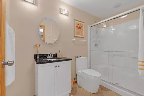 Bath - 902 Doral Dr, Bartlett, IL 60103 photo 6 of 6