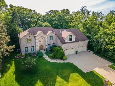 View/Area - 902 Doral Dr, Bartlett, IL 60103 photo 1 of 3