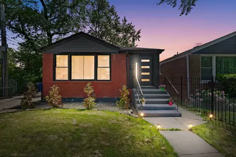 1145 E 90th St, Chicago, IL 60619