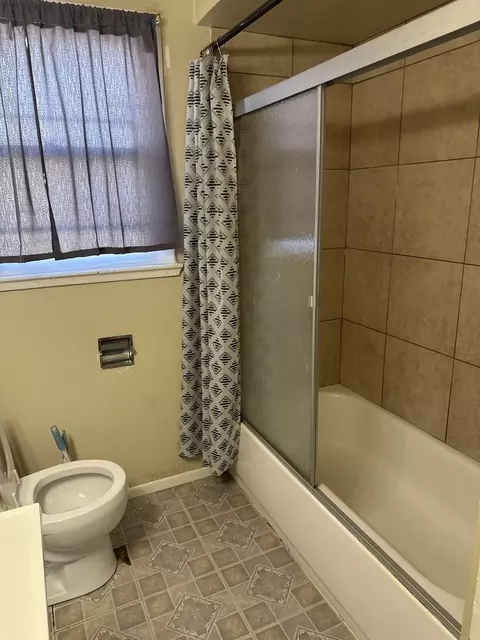 16536 California Ave, Markham, IL 60428 photo 5