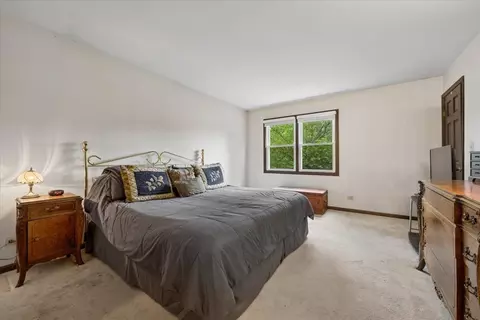 Bedroom - 1699 Harding Rd, Northfield, IL 60093 photo 1 of 6