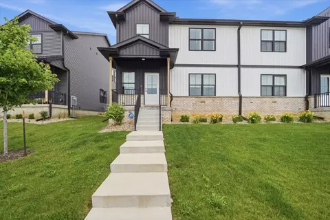 Exterior - 1523 Belclare Rd, Normal, IL 61761 photo 3 of 7