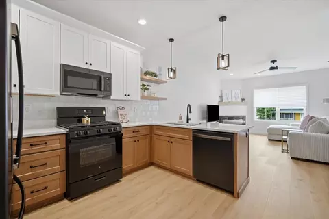 Kitchen - 1523 Belclare Rd, Normal, IL 61761 photo 4 of 4