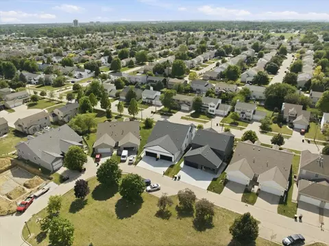 View/Area - 1523 Belclare Rd, Normal, IL 61761 photo 4 of 6