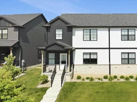 Exterior - 1523 Belclare Rd, Normal, IL 61761 photo 6 of 7