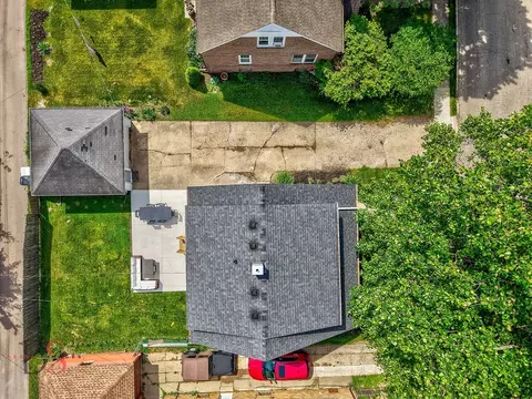 View/Area - 130 Riverview Dr, Ottawa, IL 61350 photo 1 of 2