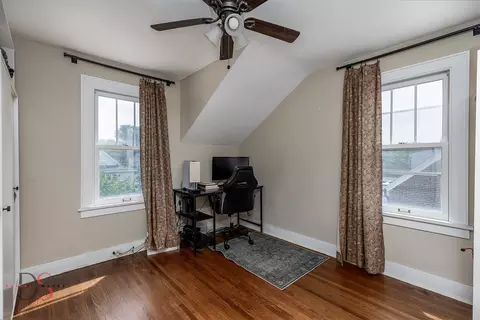 Bedroom - 130 Riverview Dr, Ottawa, IL 61350 photo 1 of 4
