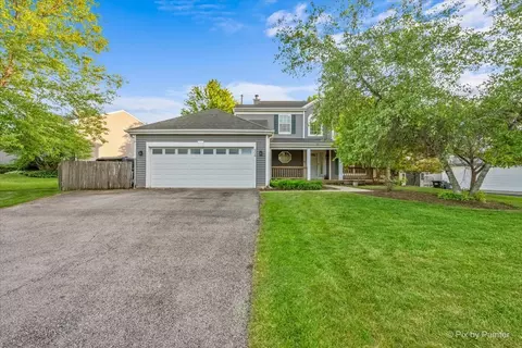 906 Barbara St, Lake In The Hills, IL 60156