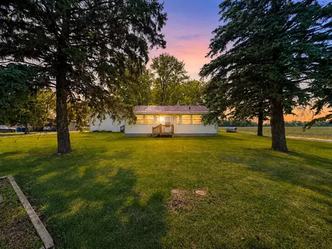 3849 E 22nd Rd, Serena, IL 60549