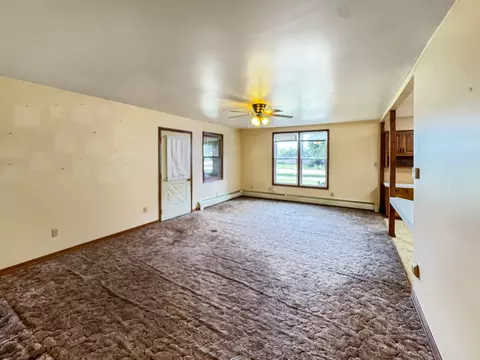 Living - 3849 E 22nd Rd, Serena, IL 60549 photo 4 of 4