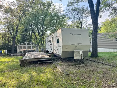 2 256 Woodhaven, Sublette, IL 61367