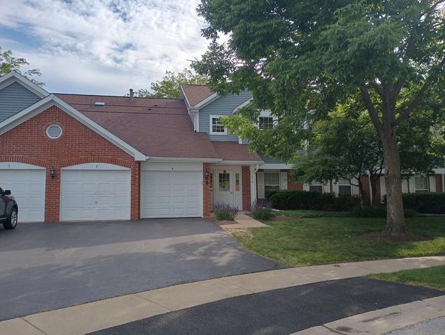 1675 Mansfield Ct #4, Roselle, IL 60172