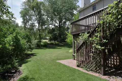 Exterior - 841 Hemlock Dr, Sleepy Hollow, IL 60118 photo 3 of 6
