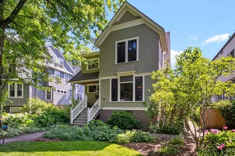 1805 Wesley Ave, Evanston, IL 60201