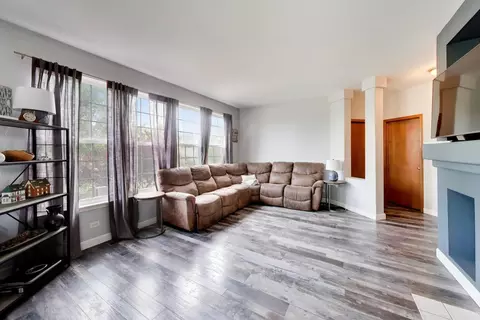 Living - 1669 Montclair Dr, Elgin, IL 60123 photo 1 of 3