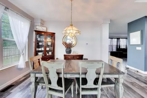 Dining - 1669 Montclair Dr, Elgin, IL 60123 photo 1 of 2