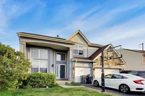 Exterior - 1669 Montclair Dr, Elgin, IL 60123 photo 3 of 7