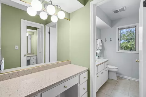 Bath - 1905 Salem Rd, Elgin, IL 60123 photo 1 of 4