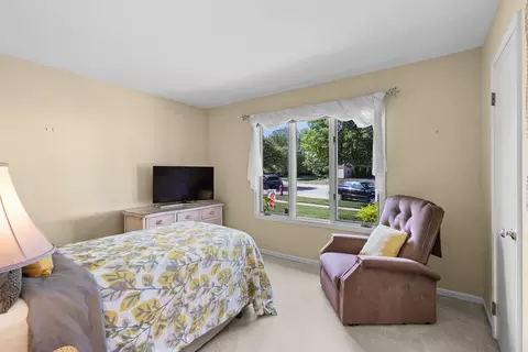 Bedroom - 1905 Salem Rd, Elgin, IL 60123 photo 7 of 8