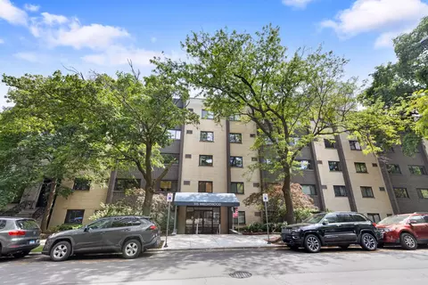 515 W Wrightwood Ave #312, Chicago, IL 60614