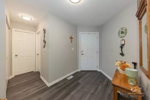 Entry Way - 21255 Silktree Cir, Plainfield, IL 60544 photo 1 of 1