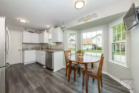 Kitchen - 21255 Silktree Cir, Plainfield, IL 60544 photo 1 of 5