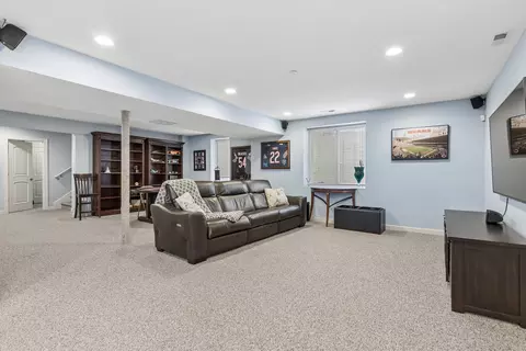 Other - 822 E Prairie Ave, Des Plaines, IL 60016 photo 4 of 8