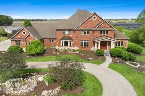 11 N720 Muirhead Rd, Elgin, IL 60124