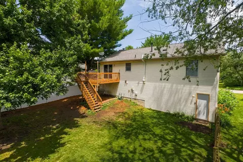 Exterior - 301 Bentley Dr, Normal, IL 61761 photo 4 of 9