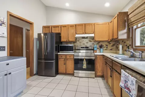 Kitchen - 301 Bentley Dr, Normal, IL 61761 photo 1 of 2