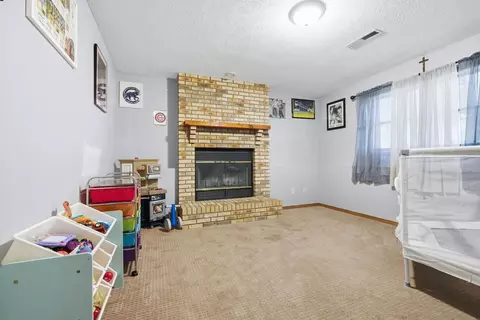 Other - 301 Bentley Dr, Normal, IL 61761 photo 6 of 8