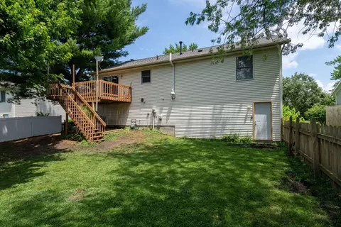 Exterior - 301 Bentley Dr, Normal, IL 61761 photo 8 of 9