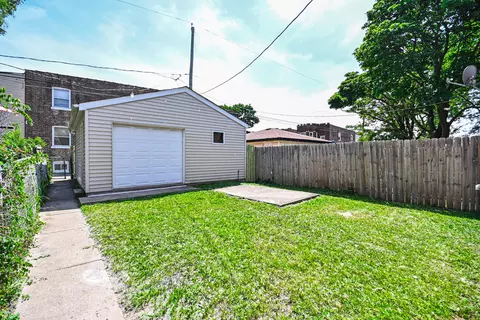 Exterior - 1237 E 95th St, Chicago, IL 60628 photo 4 of 5