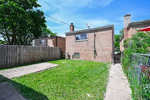Exterior - 1237 E 95th St, Chicago, IL 60628 photo 3 of 5