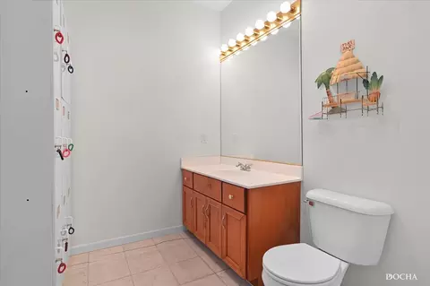 Bath - 3068 E 1879th Rd, Ottawa, IL 61350 photo 7 of 7