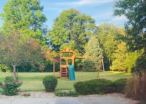 Exterior - 3068 E 1879th Rd, Ottawa, IL 61350 photo 5 of 10
