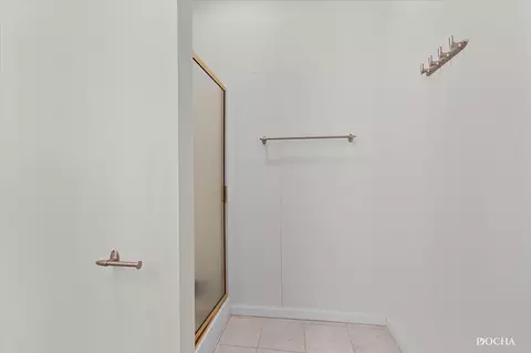 Bath - 3068 E 1879th Rd, Ottawa, IL 61350 photo 6 of 7