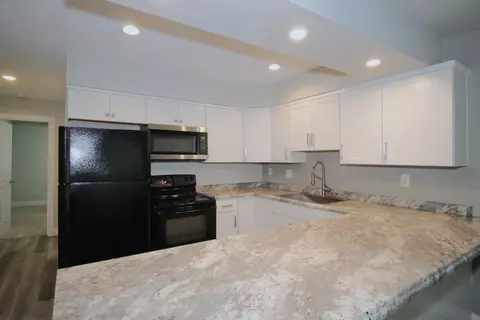 Kitchen - 1702 Rockingham Dr #4, Normal, IL 61761 photo 3 of 4
