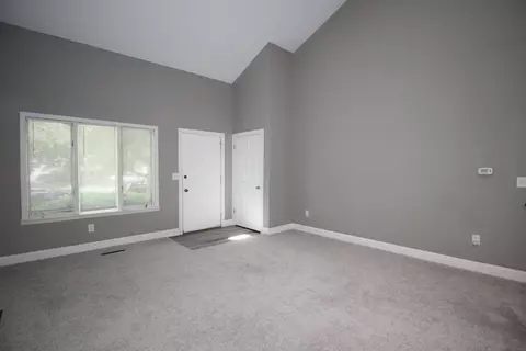 Living - 1702 Rockingham Dr #4, Normal, IL 61761 photo 4 of 4