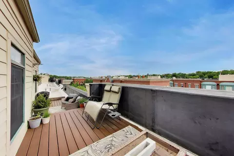 Exterior - 131 Dawson Dr, Elgin, IL 60120 photo 5 of 5