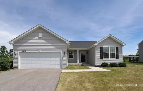 4808 Stillwater Rd, Wonder Lake, IL 60097