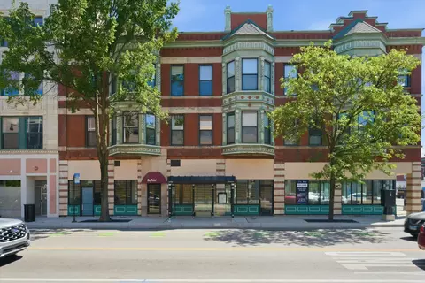 3175 N Lincoln Ave #302, Chicago, IL 60657