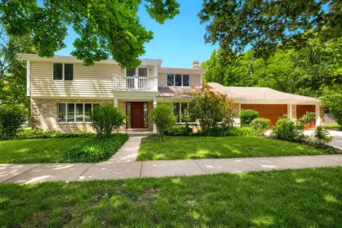 616 W Park St, Arlington Heights, IL 60005