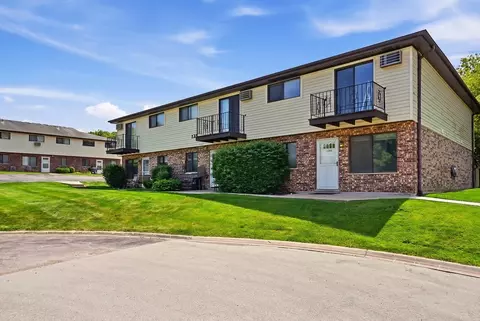 125 Willows Edge Ct #C, Willow Springs, IL 60480